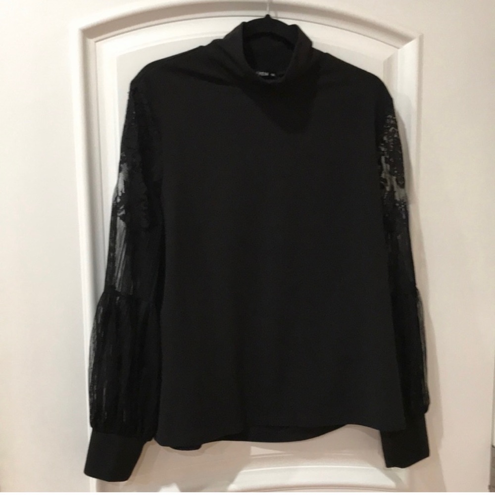 SHEIN BALOON SLEEVE beautiful top for all occasions. size 1X 💐